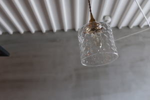 ガラスがきれいなペンダントライト
