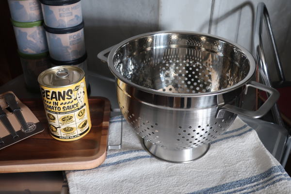 缶詰デザインの収納ケース