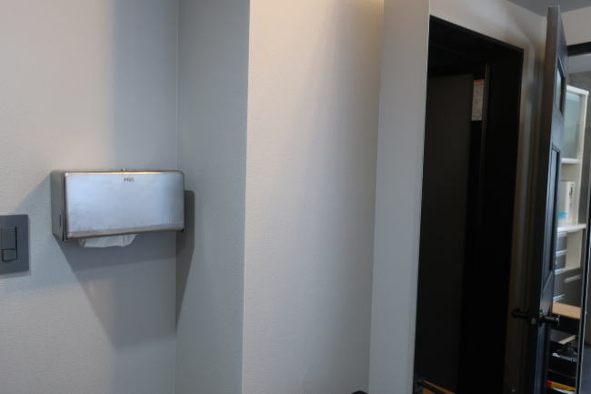 おしゃれなハンドペーパーケース