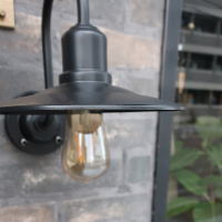 お洒落な玄関につけたいライト