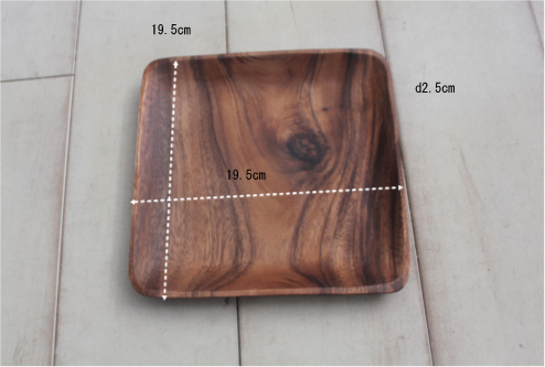 木の温かみがナチュラルントレイ