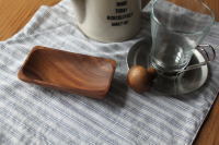 収納にも使えるトレイ