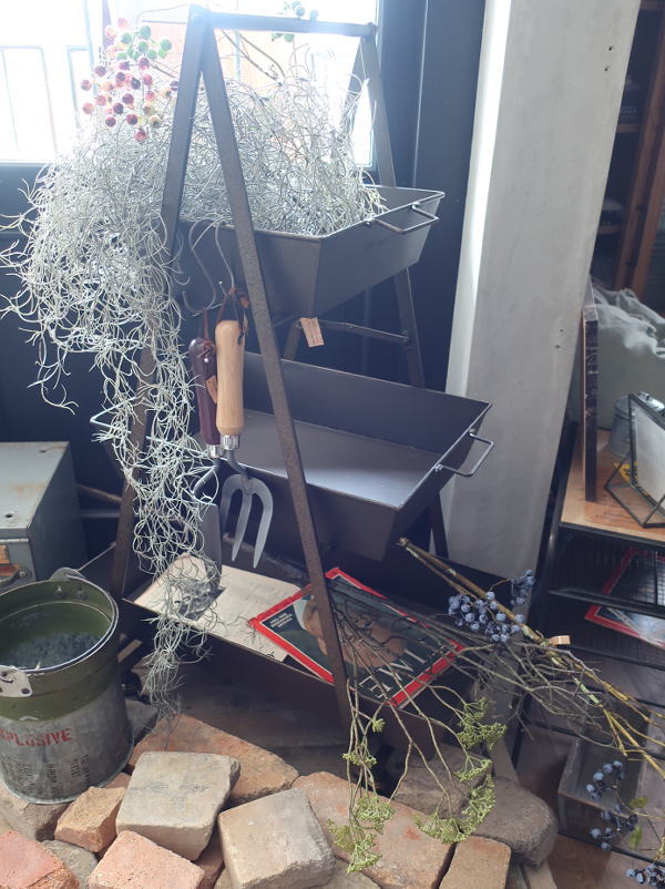 アイアンワゴン おしゃれ