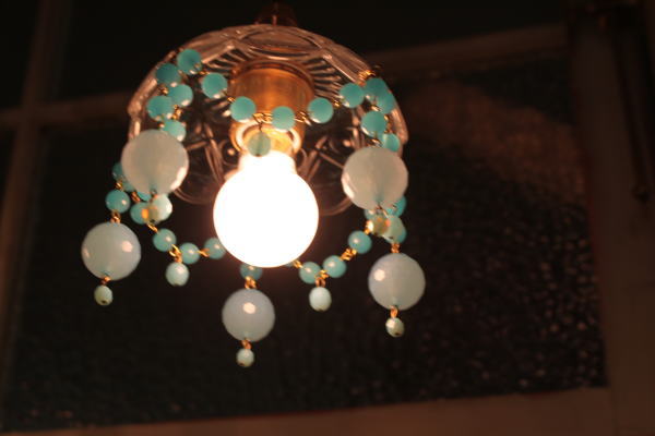 照明 シャンデリア ビース